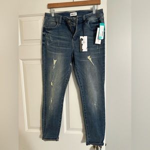 Studio Blue Jeans